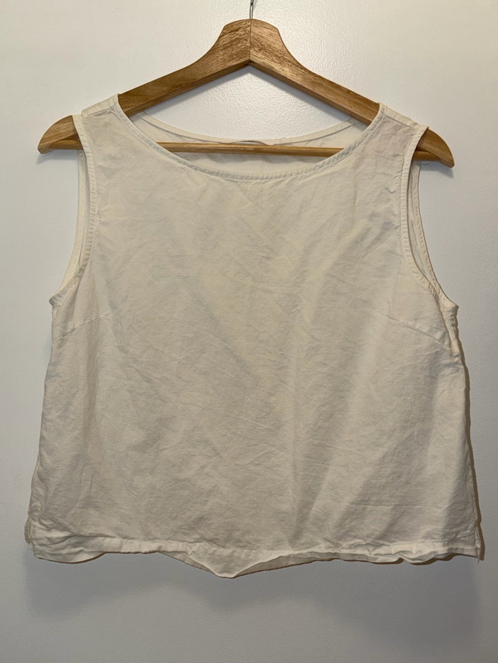Uniqlo Women's Cream Sleeveless Linen Tank Size Small